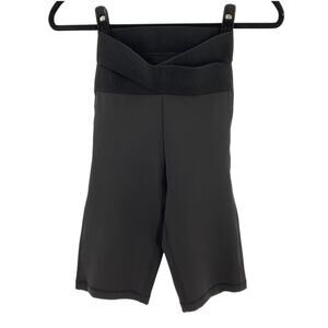 P.E Nation Women’s Black Crossover Waist Biker Shorts Estimated Size XXS